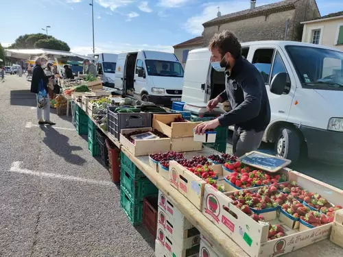 Marché hebdomadaire en mode restreint ce 14 juillet