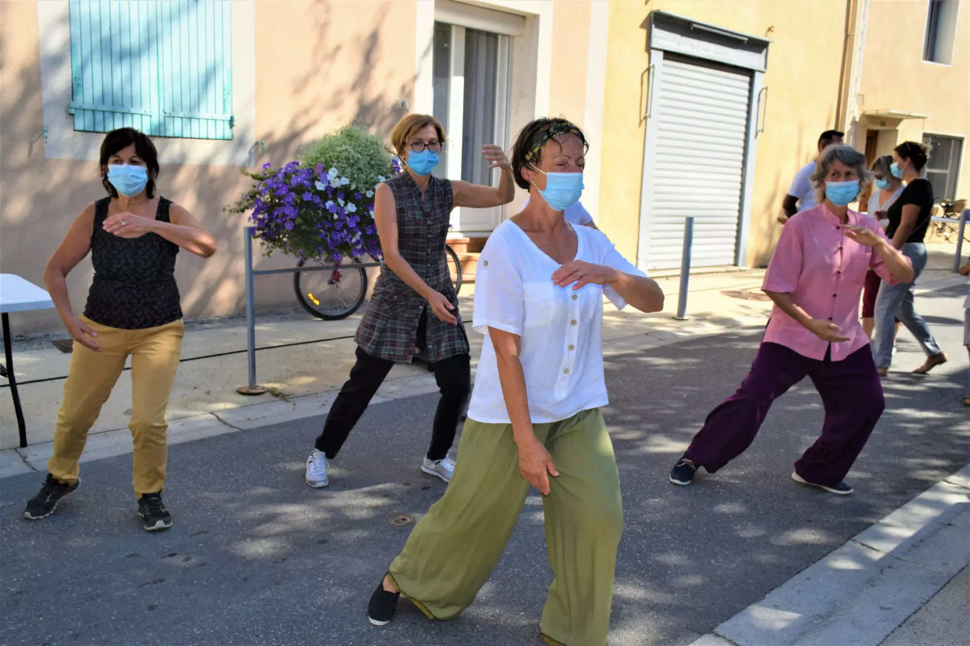 Cours adulte de Tai Chi Chuan - Méditation en mouvement - proposés par Claire Guyonneau