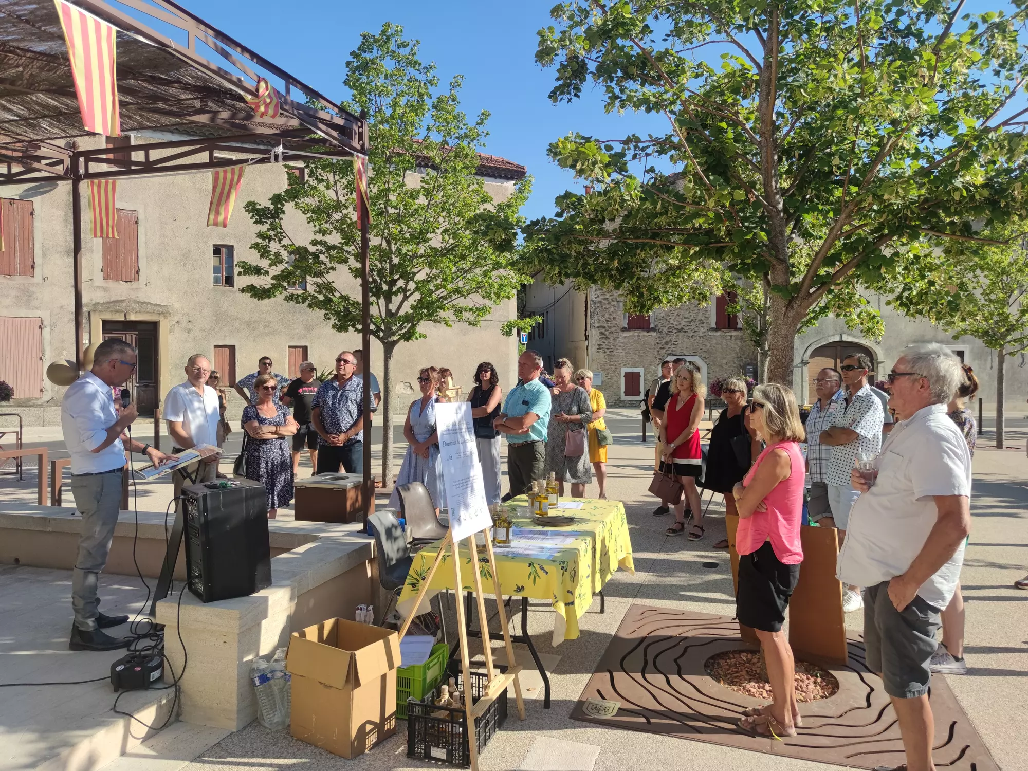 Joyeux anniversaire à la Maison des vins et des produits du terroir qui a soufflé sa première bougie !