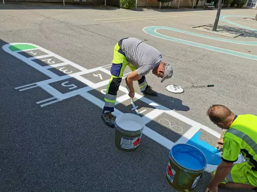 Travaux dans la cour de l'école La Souleïado